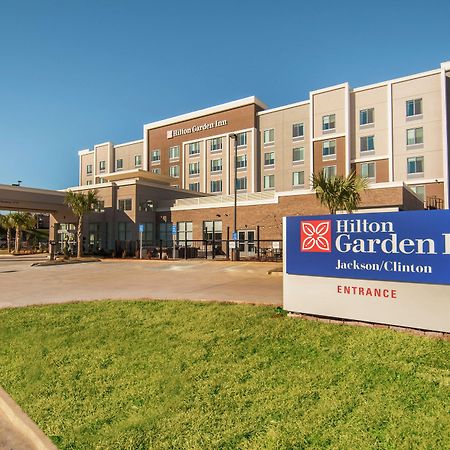 Hilton Garden Inn Jackson/Clinton Exterior photo