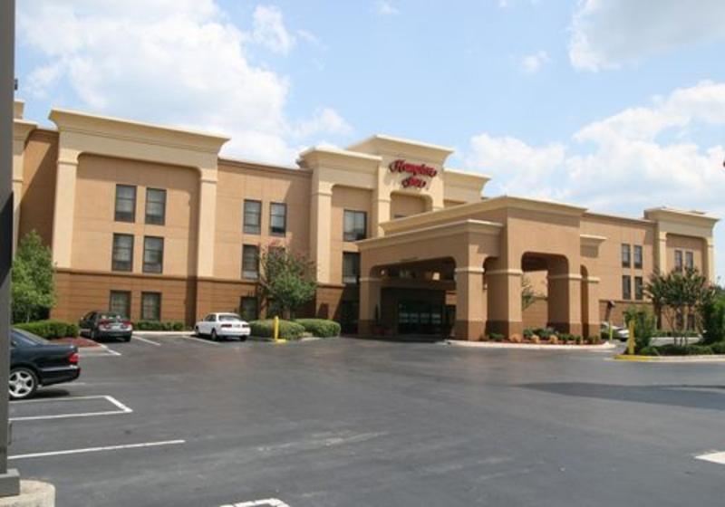 Hilton Garden Inn Jackson/Clinton Exterior photo